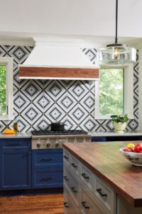 Bold Kitchen Backsplash Design